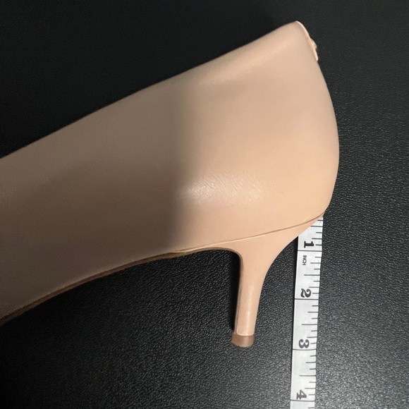 Cole Haan Go-To Park 3” pumps, beige, Like New 
Size 10 1/2 - Picture 4 of 10
